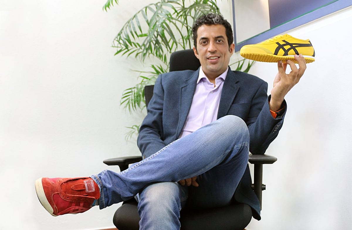 A tiger readies to tell its tale