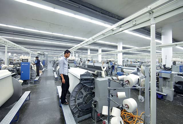 Nishat Mills can make over 7 million metres of cloth <br />
a month.