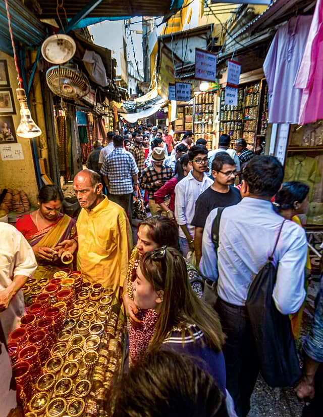 One of the innumerable congested lanes that lead to the  temple.&nbsp;