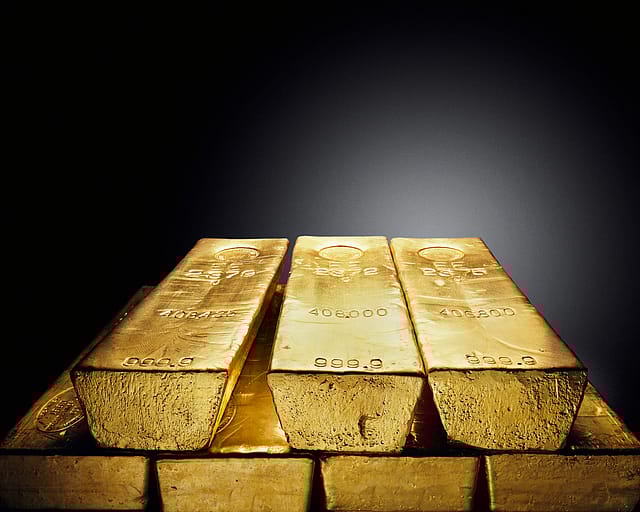 Gold prices hit historic ₹96,340 in India amid global bullion surge