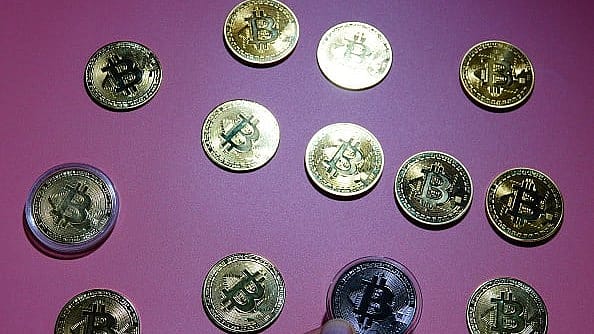 Bitcoin holds steady above $85K as crypto market eyes next trigger