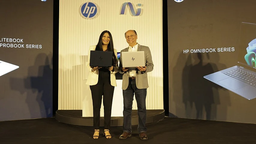 Ipsita Dasgupta, Senior Vice President & Managing Director, HP India (Left) & Vineet Gehani, Senior Director – Personal Systems, HP India