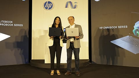 Ipsita Dasgupta, Senior Vice President & Managing Director, HP India (Left) & Vineet Gehani, Senior Director – Personal Systems, HP India