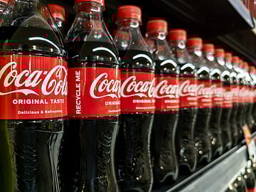 Coca-Cola readies $1-billion IPO for Indian bottling arm HCCB, appoints bankers 