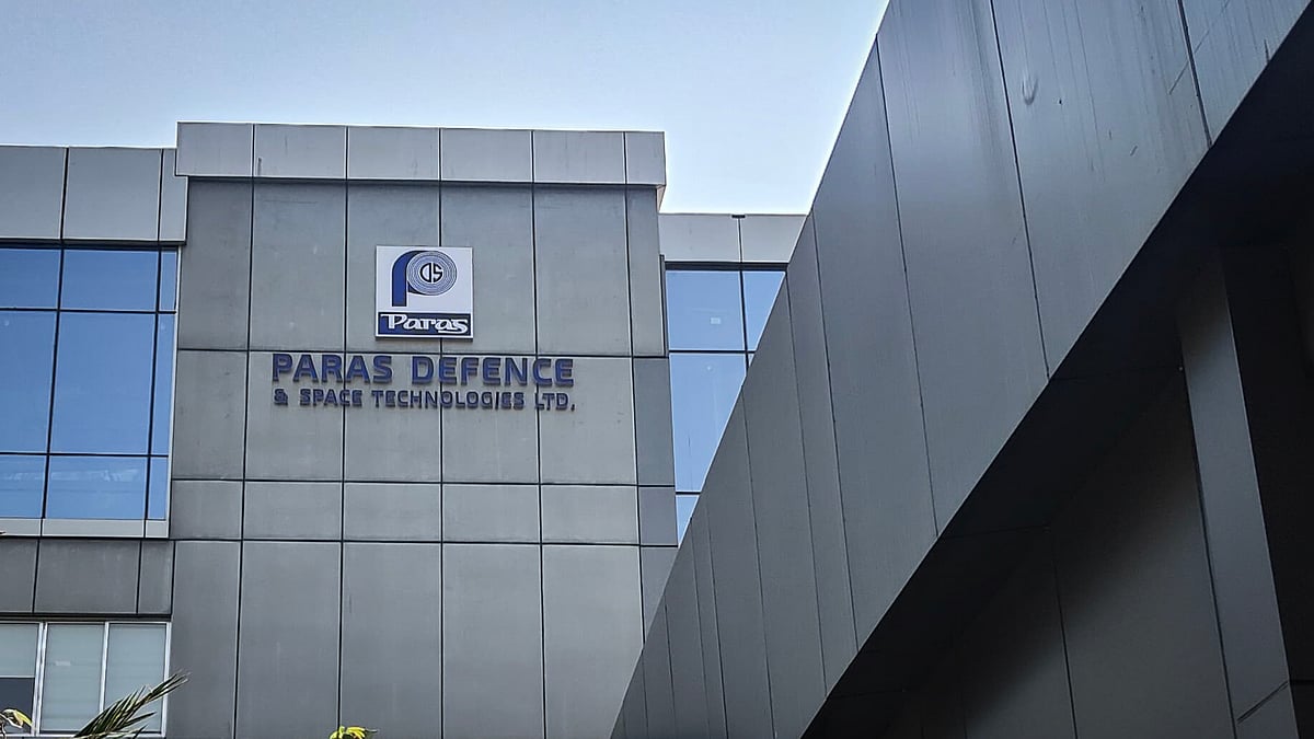 Paras Defence pops on a 10-year U.S. deal