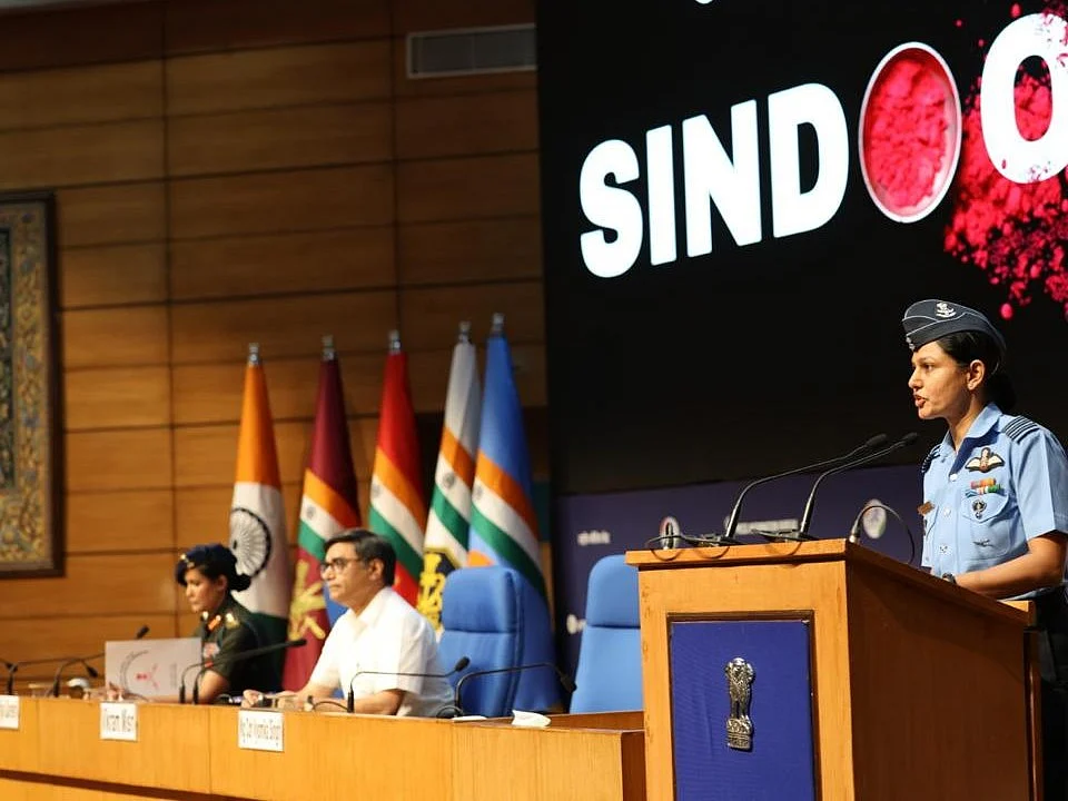 (L-R) Colonel Sofiya Qureshi, Foreign Secretary Vikram Misri and Wing Commander Vyomika Singh at the press briefing.