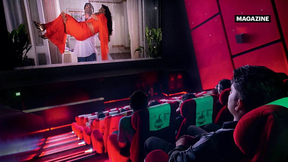Previously released movies are being given a second run on the big screen. One such film is Darr, which was screened recently at a multiplex in Noida.