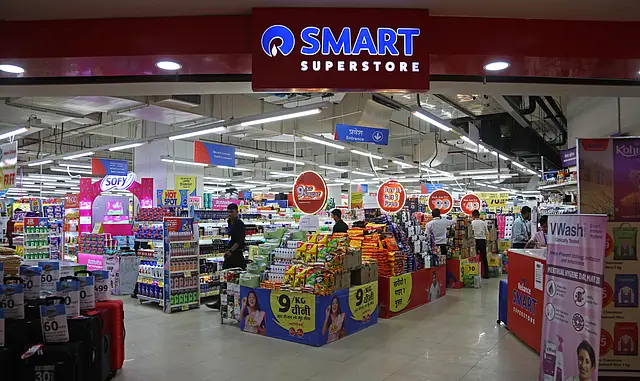 Reliance Retail Q1 results show steady growth; store rationalisation eases, digital scale-up in focus