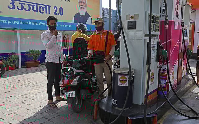 OMCs raise premium petrol prices by up to ₹2.3/litre amid elevated crude prices