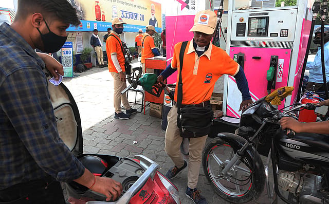 Fuel price hikes offset just 8% of OMC losses; daily under-recoveries still at ₹800 crore: ICRA Fuel price hikes offset just 8% of OMC losses; daily under-recoveries still at ₹800 crore: ICRA