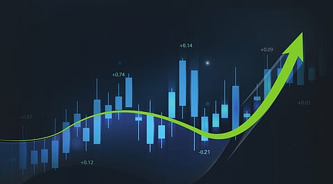 It comes in both Direct and Regular plans, with options for Growth and Income Distribution cum Capital Withdrawal.