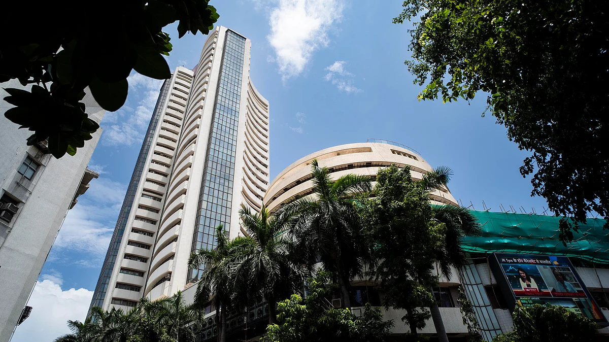 Stock Market Live: Gift Nifty indicates flat start for Sensex, Nifty