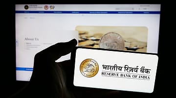 India’s current account deficit narrows to US$2.4 billion in Q1 FY2025-26, RBI data shows
