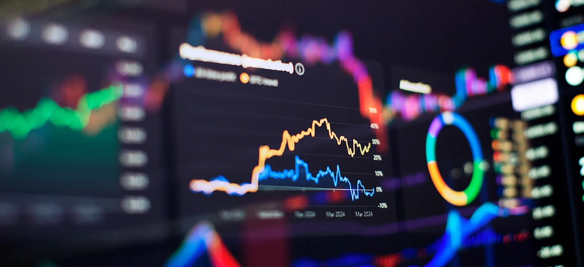 With interest rates falling and bond prices rising, experts suggest a renewed focus on debt mutual funds. 