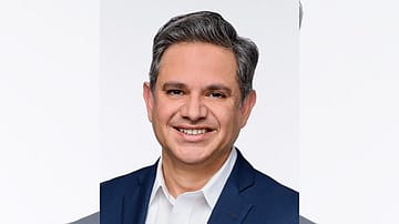 From Automation to Autonomy: The Rise of Agentic AI and the Transformation of Enterprise Models
