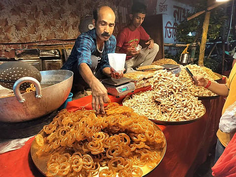 Jalebi, Indian snack, Sweets, food, street vendor, sweet shop, Halwai