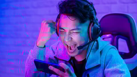 The new bill buckets online games into three categories.