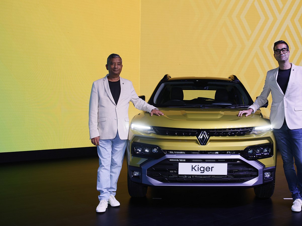 (Left to right) Venkatram Mamillapalle, Managing Director, Renault India with Francisco Hidalgo, Vice President (Sales & Marketing), Renault India