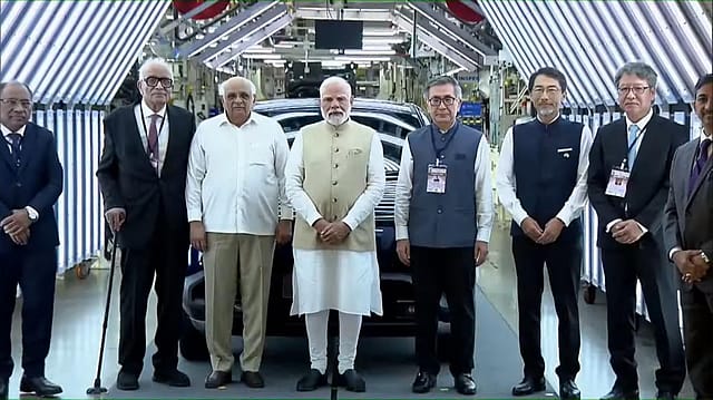 Maruti Suzuki e-Vitara flagged off by PM Modi in Gujarat
