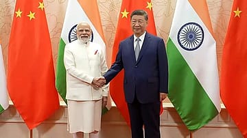 Xi Jinping arrives in Delhi fo