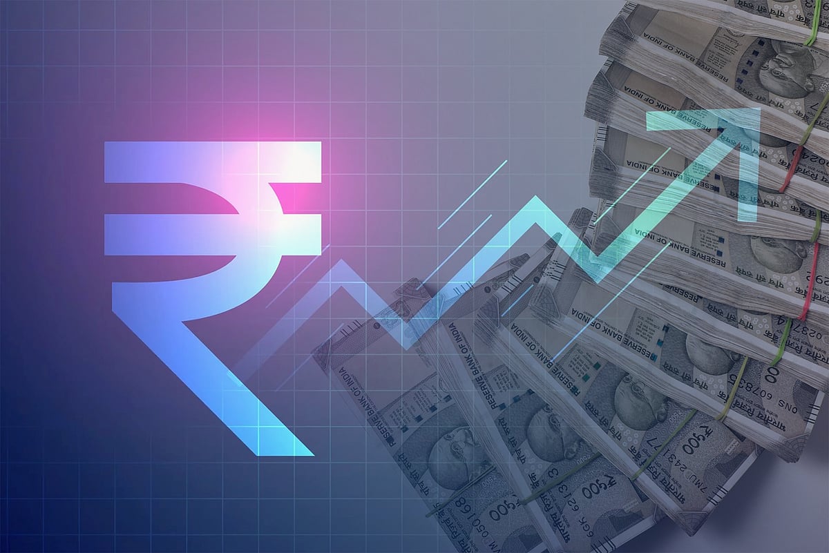 RBI announces $5 billion USD/INR swap auction on May 26, in effort to inject more liquidity into the system