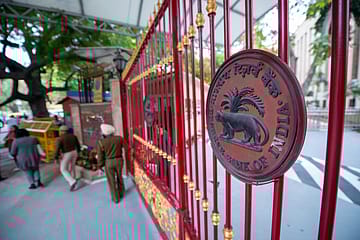 Explained: Why the Reserve Bank of India is preferring gold over U.S. Treasuries in 2025