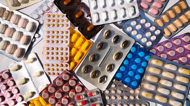 GST cut to benefit all medicines, medical devices, 5% tax to allow input credit