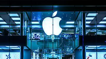 Accessible premium: Apple’s ‘affordable’ strategy with the iPhone 17e, MacBook Neo