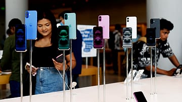 Apple registers record revenue in India due to high iPhone sales 