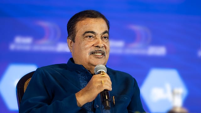 Delhi-Mumbai expressway 
to connect major industrial hubs, boost growth in Gujarat, Maharashtra, says Gadkari ahead of March 2026 target
