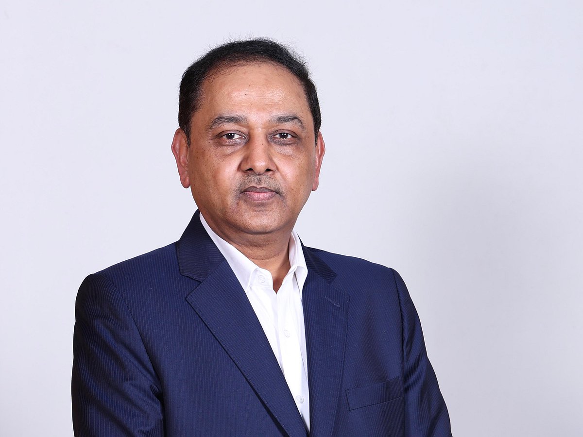 Ashok Leyland managing director and CEO Shenu Agarwal.