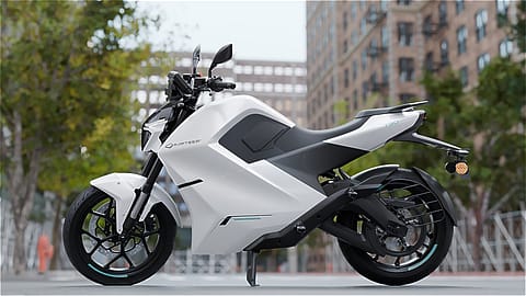 The 240-volt, DC electric platform will enable faster charging, improved efficiency while riding, and facilitate convenient compatibility with the existing public charging infrastructure.