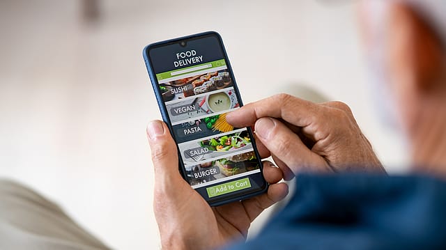 Quick commerce, slow compliance: Expiry dates missing on many grocery items on online apps, finds survey Quick commerce, slow compliance: Expiry dates missing on many grocery items on online apps, finds survey