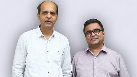 Kapil Raizada, Co-founder & President (left) and Manish Rathi, Co-founder & CEO, IntrCity SmartBus