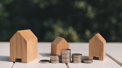 The sector anticipates a virtuous cycle of consumption, investment, and growth in the coming months.