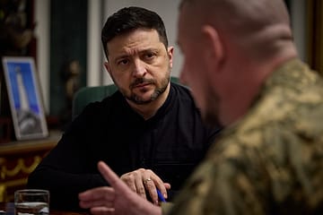 Zelenskyy holds positive talks with US envoys as new 20-point peace plan goes to Moscow