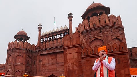 PM said that today, the world sees India with hope and confidence. According to him, this is due to “The innovative zeal of our (Indian) people.”