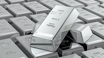 Silver, gold futures slide up to 10% as strong dollar, Fed uncertainty trigger selloff