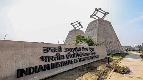 The M.Tech programme has been developed through the joint efforts of Indian Army’s Armoured Corps Centre & School (ACC&S) and IIT Ropar