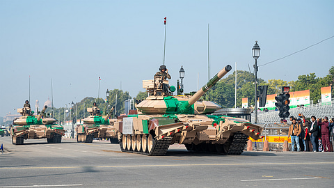 Defence ministry signs contracts for procurement of critical equipment for T-72, T-90 tanks