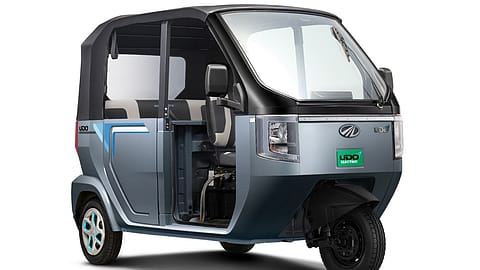 The vehicle is equipped with independent rear suspension and dual fork front suspension to ensure stability on rough terrain