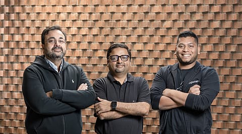 (L-R) Kunal Khattar, Founder, AdvantEdge Founders; Sandeep Divakaran, CEO & Co-founder, Exponent Energy; Arun Vinayak, CEO & Founder, Exponent Energy