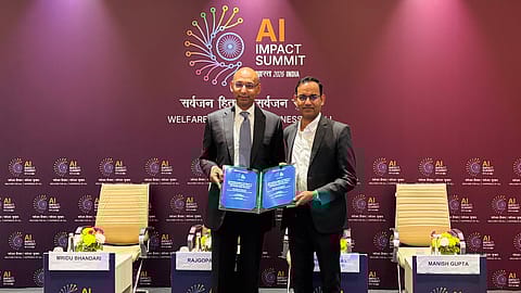 (L to R) Vivek Mohindra, Special Advisor to Vice Chairman and COO, Dell Technologies and Manish Gupta, President and Managing Director, Dell Technologies India unveiling the AI India Blueprint 