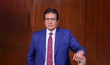 Yes Bank announces veteran banker Vinay Tonse as new CEO