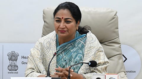 Delhi CM Rekha Gupta announced ₹1,352 crore for developing dust-free roads, including end-to-end recarpeting of 750 km of roads across the city.