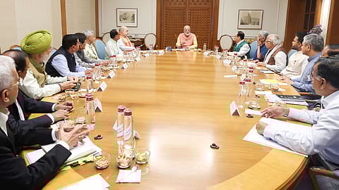 PM chairs a meeting of the