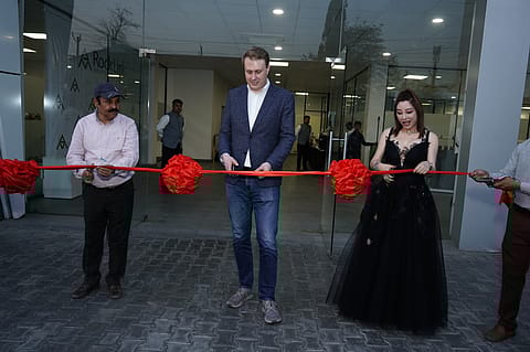 Leonard Ansorge, Director of Rocklink India inaugurating the facility