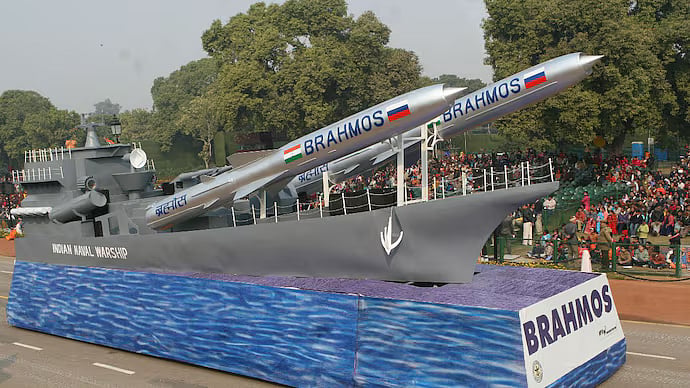 India's Defence Exports Eye ₹50,000 Crore by FY29 Amid Global Surge