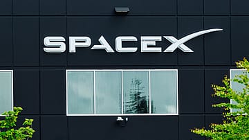 SpaceX targets $1.77 trillion valuation in blockbuster IPO, adds $920 million-a-month Google deal