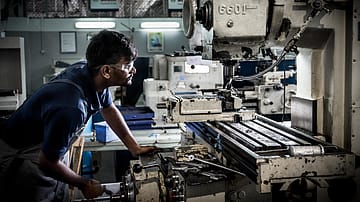 New IIP series reflects India's evolving production structure; industrial growth accelerates to 4.9% in April: HSBC Global Research